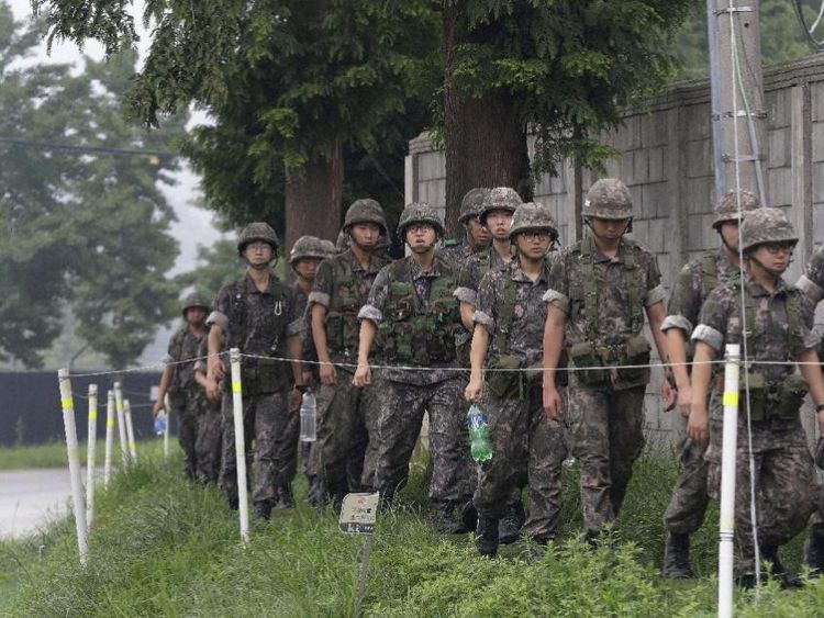  Tidak Semua Pemuda Korea Selatan Wajib Mengikuti Pelatihan Dasar Kemiliteran